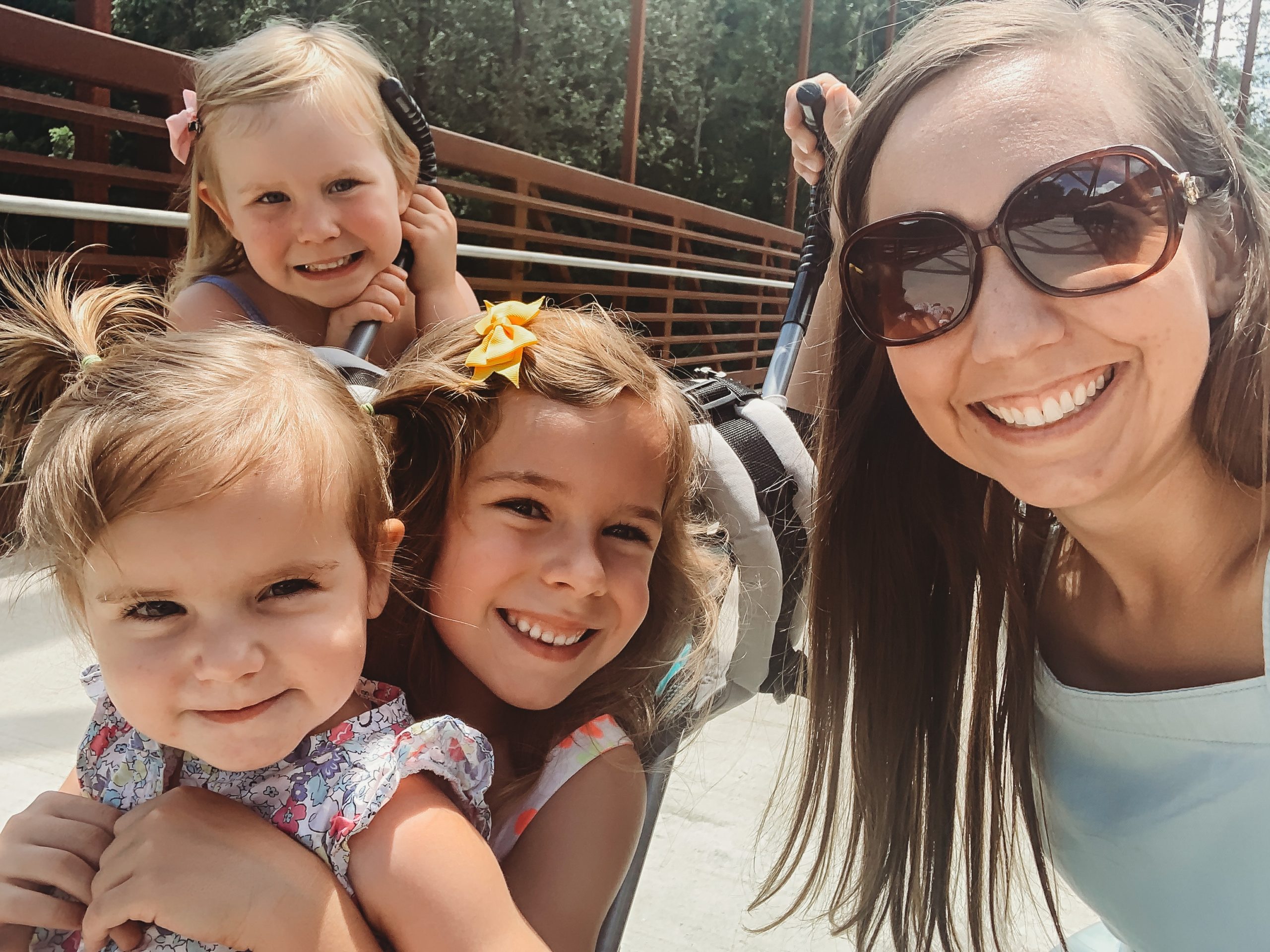 mom hiking with kids